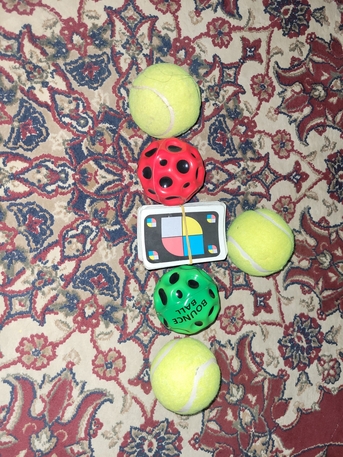 Al Safa, Toys & Games, SAR 16,  Very Good Ball Set And Uno Cards