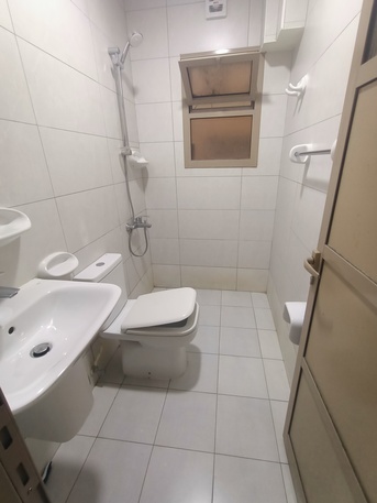 Hoora, Apartments, Flats, Houses & Villas, BHD 110/month,  1 BR,  Semi Furnished Studio Flat For Rent In Hoora With Electricity**35529070