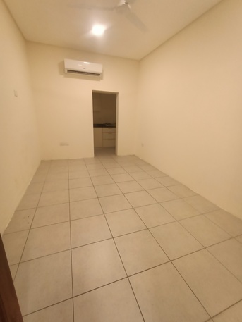 Hoora, Apartments, Flats, Houses & Villas, BHD 130/month,  1 BR,  *** Semi Furnished Studio Flat For Rent In Hoora With Electricity**35529070