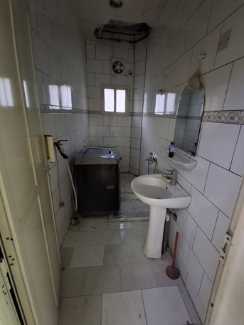 Manama, Apartments, Flats, Houses & Villas, BHD 210/month,  2 BR,  210bd 2bhk 2 Bathroom 210bd With Ac Ewa Unlimited