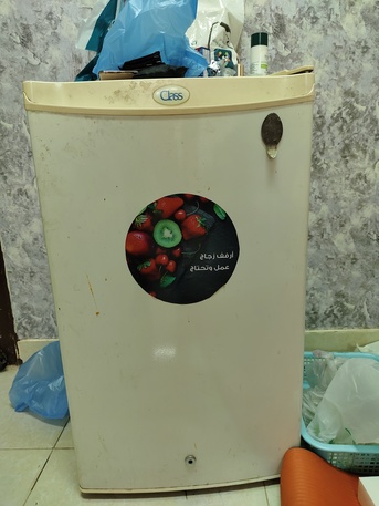 Riyadh, Appliances, SAR 550,  I Have Heavy Single Bad,1 Gas Cylinder,1 Single Burner And 1 Small Fridge For Sale