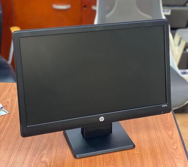 Manama, Computers, BHD 8,  HP 19"LED HD Monitor Built-in Speakers With HDMI Adapter & Power Cable