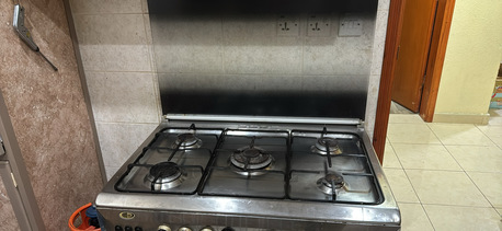 Jubail Industrial City, Appliances, SAR 600,  Cooking Range 5 Burner And Cylinder For Sale
