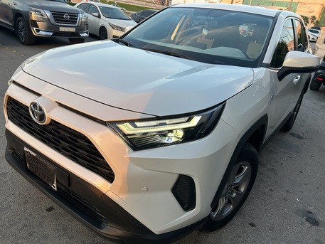 Dammam, Vehicles, Cars & Trucks , SAR 115000,  Toyota RAV4 Hybrid,  2025,  Automatic,  16500 KM,