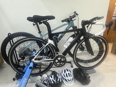 Dhahrat Laban, Bicycles, SAR 5500,  Trek Marlin 6 Mountain Bike And Leader Carbon Fiber Road Bike