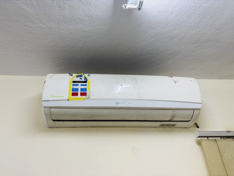 Al Malaz, Household Items, SAR 1,  Household Items For Sale (Good Condition)