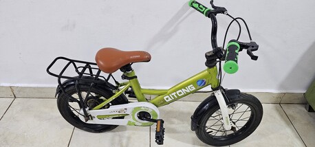 Al Thuqbah, Bicycles, SAR 150,  For Sale: Kid&rsquo;s Bicycle SAR 150  + Free Sofa (Take Away)