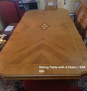 Riyadh, Furniture, SAR 800,  Dining Table With 4 Chairs In Excellent Condition