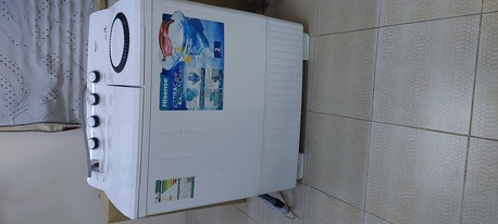 Al Malaz, Household Items, SAR 1850,  Queen Size Bed, Washing Machine, Gas Cooking Range And Vaccume Cleaner For Sale