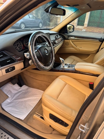 Jeddah, Vehicles, Cars & Trucks , SAR 22000,  Bmw X5 M,  2009,  Automatic,  243000 KM,  Bmw X5 Six Cylinders Price Negotiable