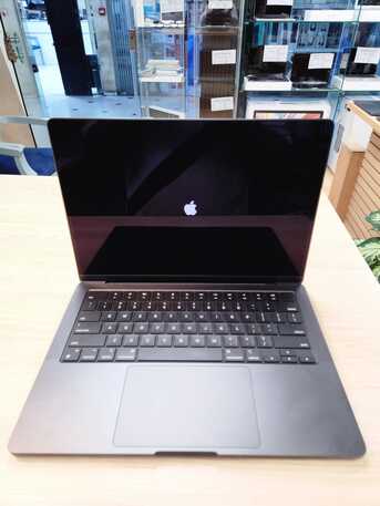 Riyadh, Computers, SAR 5899,  MacBook Pro M3 PRO14" 2023 RAM 18GB SSD 512GB GPU 14 CORE BC 21(100%)