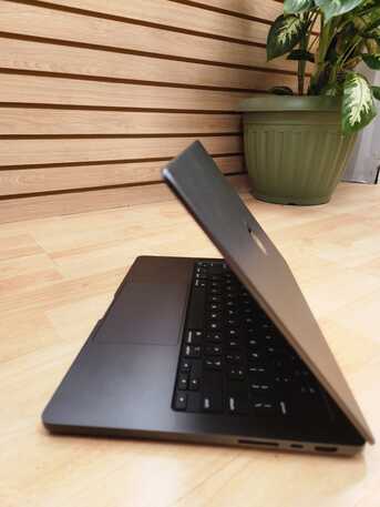 Riyadh, Computers, SAR 5899,  MacBook Pro M3 PRO14" 2023 RAM 18GB SSD 512GB GPU 14 CORE BC 21(100%)