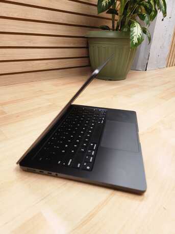 Riyadh, Computers, SAR 5899,  MacBook Pro M3 PRO14" 2023 RAM 18GB SSD 512GB GPU 14 CORE BC 21(100%)
