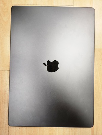 Riyadh, Computers, SAR 7399,  MacBook Pro M3 PRO16" 2023 RAM 18GB SSD 512GB GPU 18 CORE BC 54(100%)