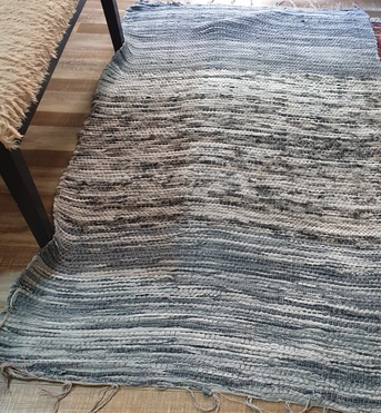 Al Nuzha, Household Items, SAR 25,  Beautiful Rug SR 25 ONLY