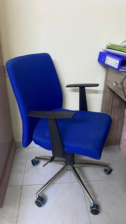 Riyadh, Furniture, SAR 100,  Swivel Chair / Office Chair/ Desk Chair