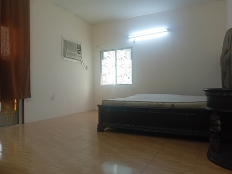 Adliya, Rooms for Rent, Adliya , In A Flat One Room Is Available With Ewa