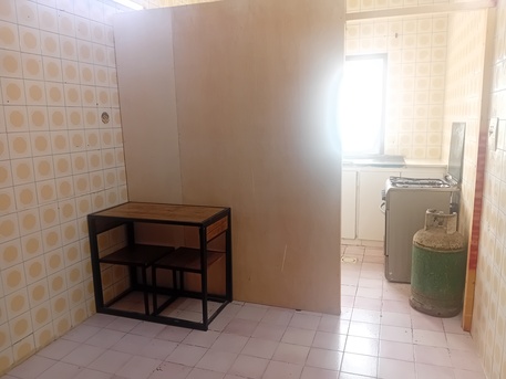 Adliya, Rooms for Rent, Adliya , In A Flat One Room Is Available With Ewa