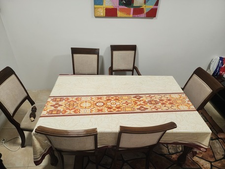 Riyadh, Furniture, SAR 200,  Free Dining Table With 6 Chairs