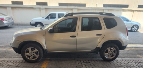 Salmaniya, Vehicles, Cars & Trucks , BHD 1100,  Renault Duster,  2018,  Automatic,  200000 KM,  For Sale