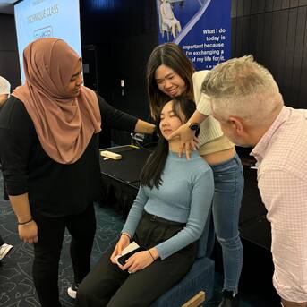 Sydney, Health, Female Chiropractor Chadstone
