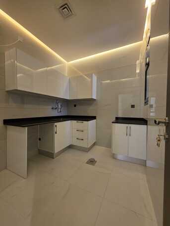 Kuwait City, Apartments, Flats, Houses & Villas, KWD 400/month,  2 BR,  0 Sq. Meter,  For Rent In Bneid Al-Qar: 2-bedroom Apartment