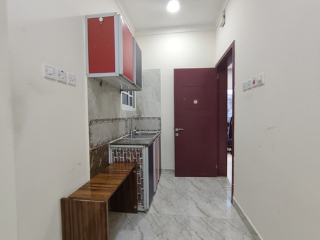 Gudaibiya, Apartments, Flats, Houses & Villas, BHD 140/year,  1 BR,  Gudaibiya:- Studio Flat On Rent With Split Ac & Unlimited Ewa..