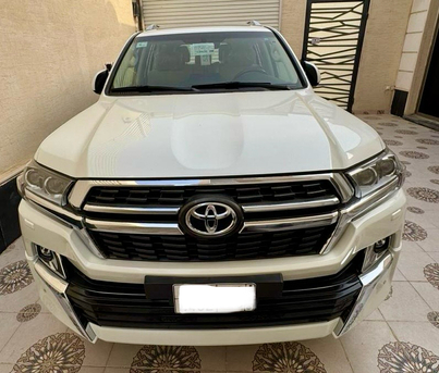 Riyadh, Vehicles, Cars & Trucks , SAR 240,  Toyota Land Cruiser,  2021,  Automatic,  142 KM,   GXR  V8  4.6 L SUV 4WD Without Any Accident 100% Original