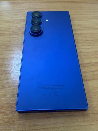 Dammam, Mobile Phones, SAR 4000,  Samsung Galaxy Z Fold 7 (512GB) - Navy/Blue Shadow