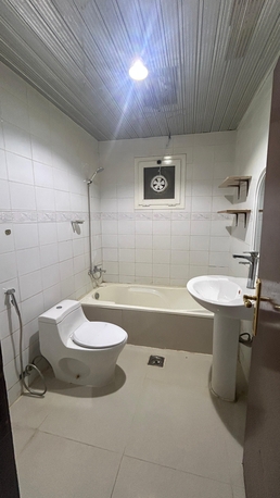 Riyadh, Apartments, Flats, Houses & Villas, SAR 2300/month,  3 BR,  One Separate Bed Room Available In 3BHK