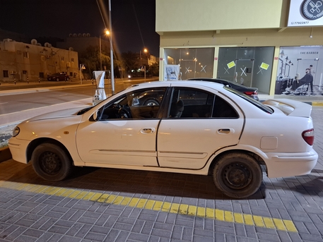 Manama, Vehicles, Cars & Trucks , BHD 750,  Nissan Sunny,  2002,  Automatic,  400000 KM,