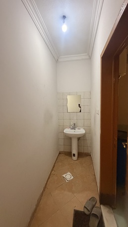 Al Muruj, Rooms for Rent, SAR 21000/year,  Room Available For Executive (male)