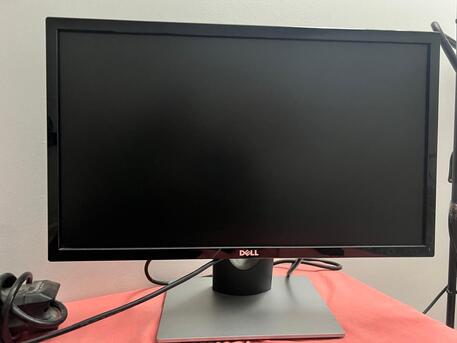 Al Malaz, Household Items, SAR 1250,  Dell Flat Monitor 25", Kids Swing,3-Door Shoe Rack, Kitchen Table, Side Corner Table,