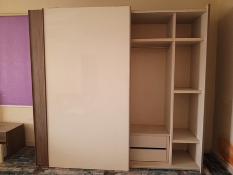 Jeddah, Furniture, SAR 1600,  Bedroom Set Good Condition Clean 85% With Delivery Fixing