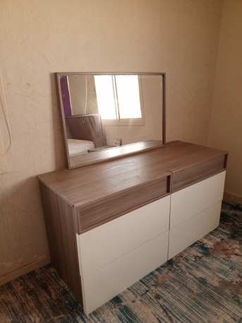 Jeddah, Furniture, SAR 1600,  Bedroom Set Good Condition Clean 85% With Delivery Fixing