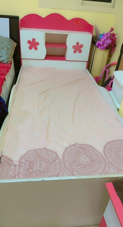 Al Jubail Al Balad, Furniture, SAR 400,  *???? URGENT SALE &ndash; LEAVING JUBAIL ????*   *Girls Pink Flower Bedroom Set &ndash;  SAR. 400 Only