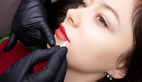 Los Angeles, Beautician, Lip Blushing Near Me | Natural Lip Tint & Enhancement