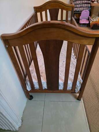 Riyadh, Household Items, SAR 250,  JUNIORS BABY COT FOR SALE