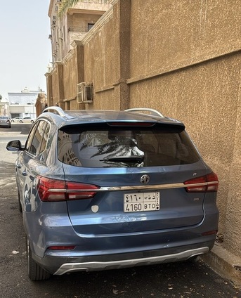 Jeddah, Vehicles, Cars & Trucks , SAR 30000,  MG RX 5,  2019,  Automatic,  180000 KM,  SUV For Sale