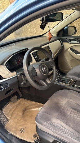 Jeddah, Vehicles, Cars & Trucks , SAR 30000,  MG RX 5,  2019,  Automatic,  180000 KM,  SUV For Sale