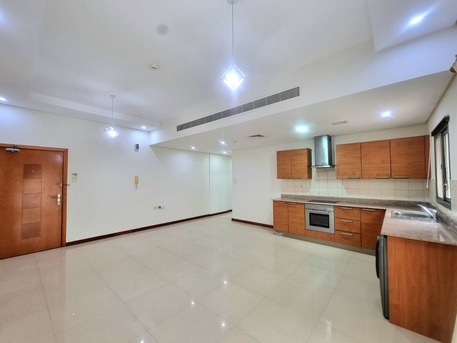 Segaya, Apartments, Flats, Houses & Villas, BHD 300/month,  2 BR,  120 Sq. Meter,  Bright 2 BR Semi Furnished Apartment With Facilities