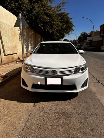 Al Malaz, Vehicles, Cars & Trucks , SAR 32500,  Toyota Camry,  2015,  Automatic,  295000 KM,    Clean Car