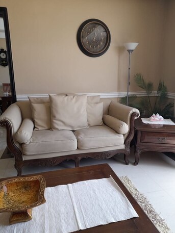 Dammam, Appliances, Sofa, Blinds &lights