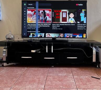 Jeddah, Appliances, SAR 400,  55 Inch TV With Cabinet And Andriod Box For Sale
