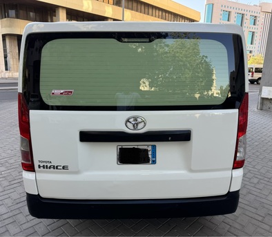Jeddah, Vehicles, Cars & Trucks , SAR 92000,  Toyota Hiace Refrigerator Diesel,  2022,  Manual,  240000 KM,  Good Condition