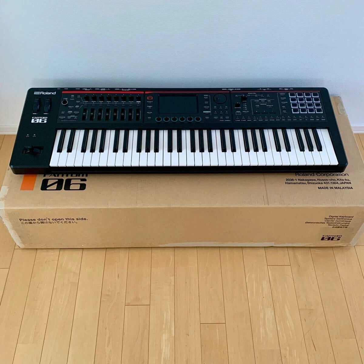 Riyadh, Musical Instruments, SAR 5800,  ROLAND FANTOM 06 PROFESSIONAL SYNTH KEYBOARD
