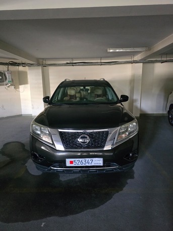 Umm Al Hassam, Vehicles, Cars & Trucks , BHD 4250,  Nissan Pathfinder,  2015,  Automatic,  81370 KM,  Nissan Path Finder  For Sale