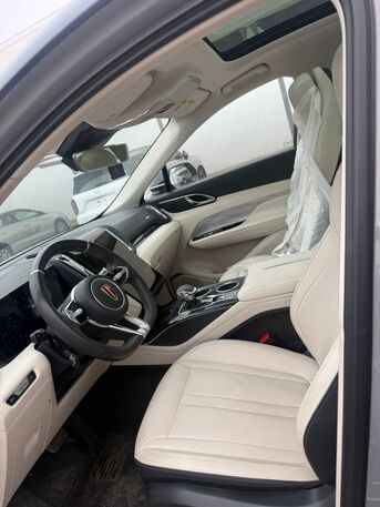 Riyadh, Vehicles, Cars & Trucks , SAR 90000,  Honghi Hs3,  2024,  Automatic,  27000 KM,  SAR 90000, Hongqi Hs3 45TD Turbo Charged Fully Loaded, , AWD , With Pa