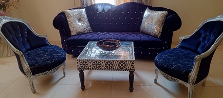 Jeddah, Furniture, SAR 600,  Sofa Set 5 Seater Valvet Fabric Clean Condition 90% With Delivery