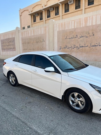 Riyadh, Vehicles, Cars & Trucks , SAR 37000,  Hyundai Elantra,  2021,  Automatic,  325 KM,
